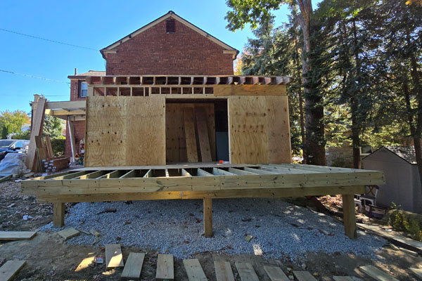 Buils a Deck- Delaware County PA - Smyrna Construction